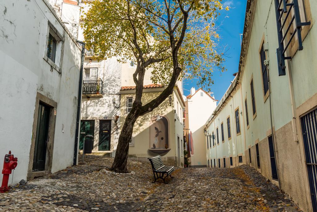 Little Duplex In Alfama Apartment Lisbon Exterior photo